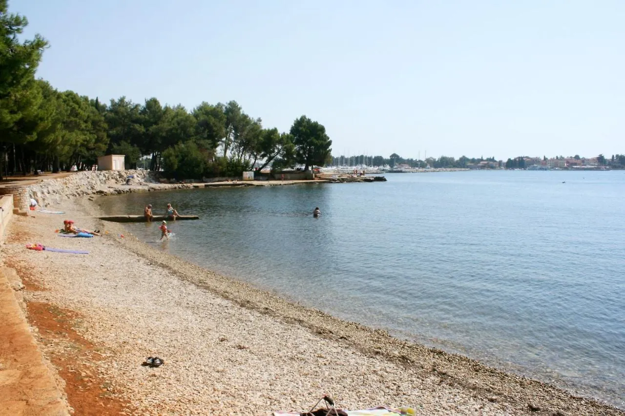 Apartments With A Swimming Pool Novigrad - 7078 Croatia